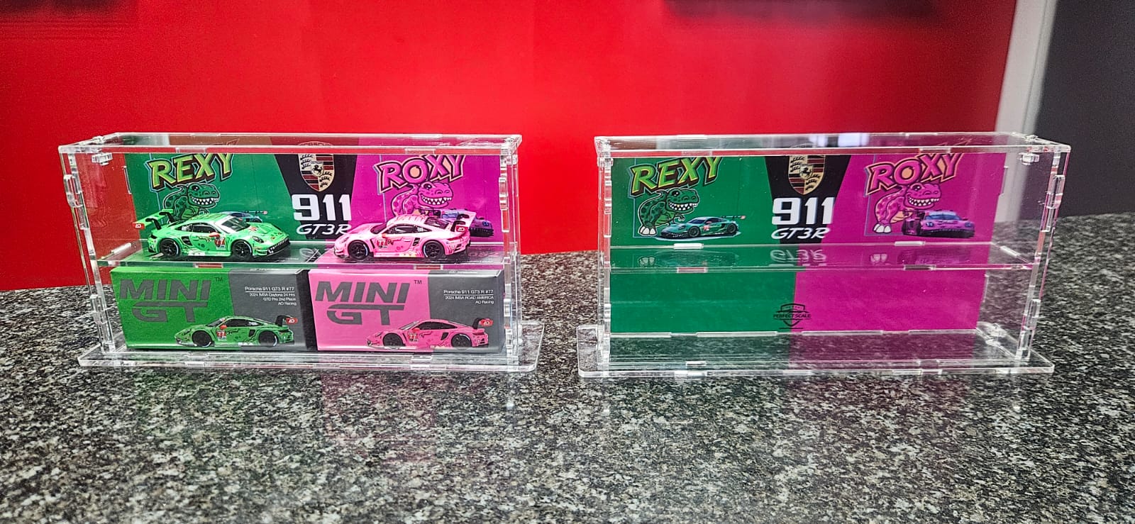 MiniGT Rexy & Roxy 2Tier Acrylic Display - Image 3